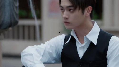 许凯吃瓜采访视频全集在线观看,揭秘明星幕后趣事