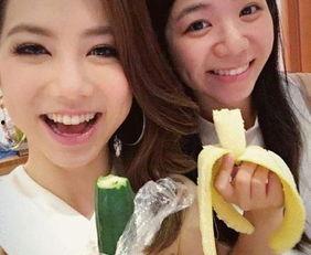 关于两姐妹吃瓜的视频,揭秘幕后趣事