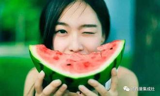 陪你吃瓜沙雕女孩视频,欢乐无限视频回顾