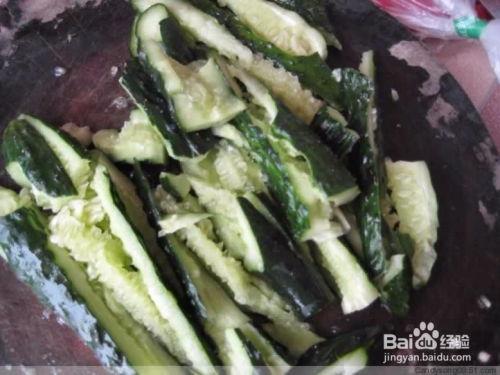 乳瓜只能凉拌吃吗视频,告别凉拌，探索更多美味可能