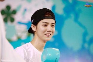 鹿晗团队吃瓜是真的吗视频,是真是假？